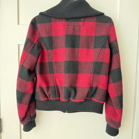 Heritage Large Buffalo plaid red and black coat wool jacket with silver hardware - Picture 3 of 8
